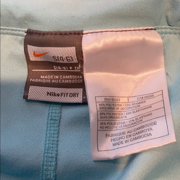 Nike FIT DRY Women’s Aqua Tennis Skirt (Small) - Picture 3 of 3